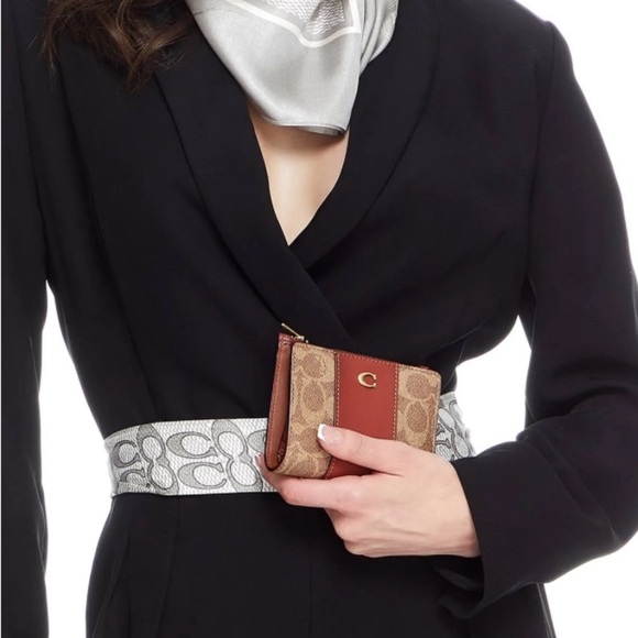 Coach 1941 Signature Logo Bi-Fold Classic Small Wallet Leather AUTHENTIC - Picture 15 of 15